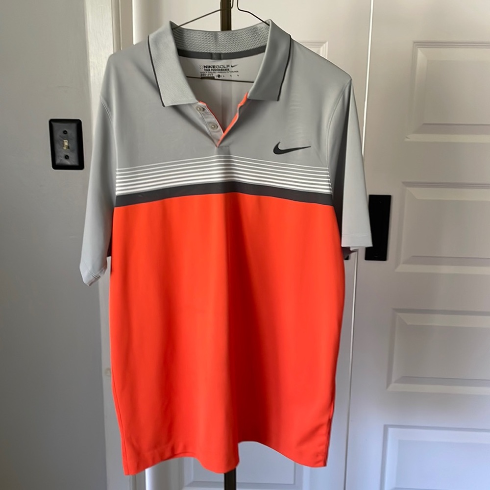 Nike golf polo shirt size medium
